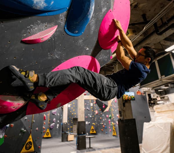 The Difference Between Bouldering and Sport Climbing Gear